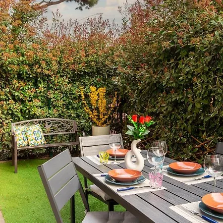 Ferienwohnung Pop Art Loft Con Giardino Privato Busto Arsizio Exterior foto